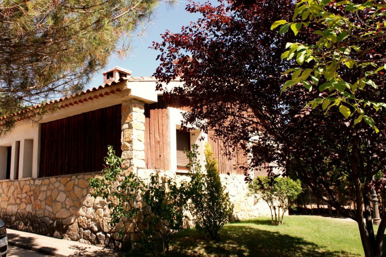 Aventura & Relax Cabanas Pena La Higuera Villalba de la Sierra Dış mekan fotoğraf